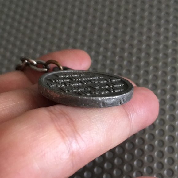 🖤Vtg Honolulu city & county 35th anniversary keychain - Picture 4 of 9